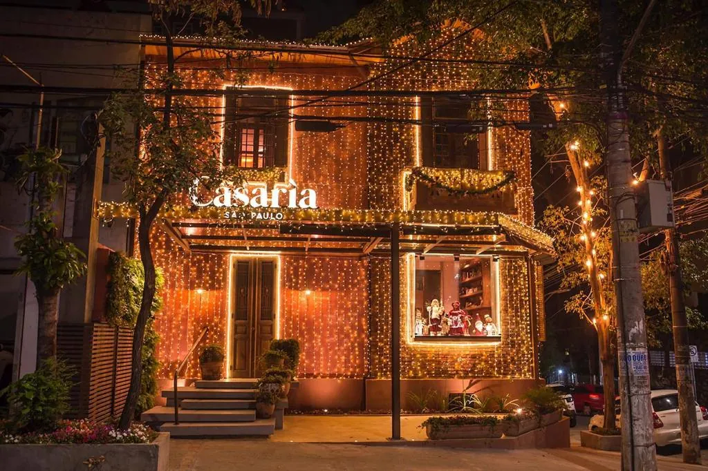 Fachada do complexo gastronômico Casarìa SP, nos Jardins, entregue pela Arpe